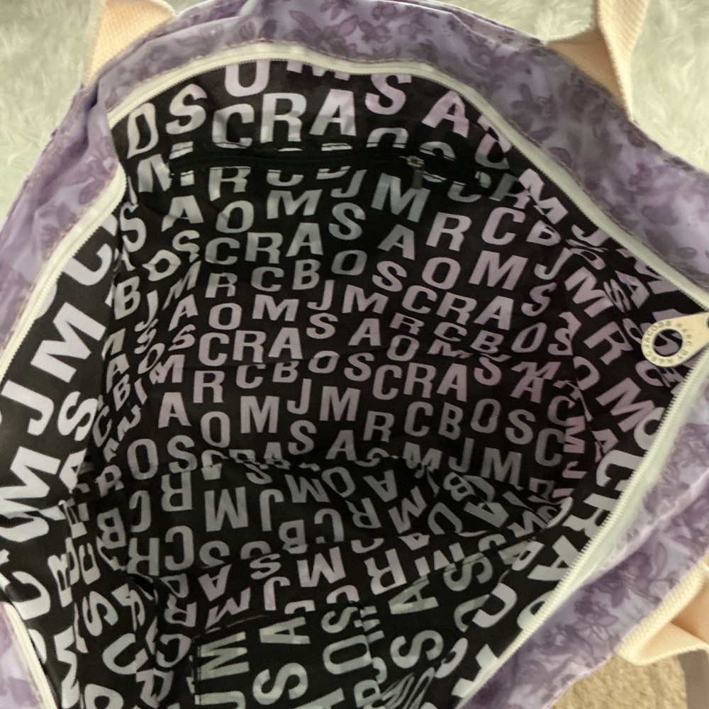 MARC BY MARC JACOBS STANDARD SUPPLY TOTE 21x14 inches - Picture 2 of 5